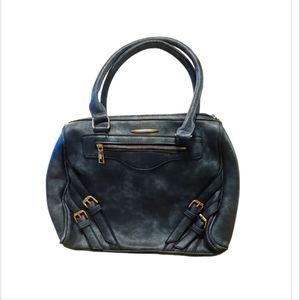 Genuine Leather Beautiful Design Women's Bag.